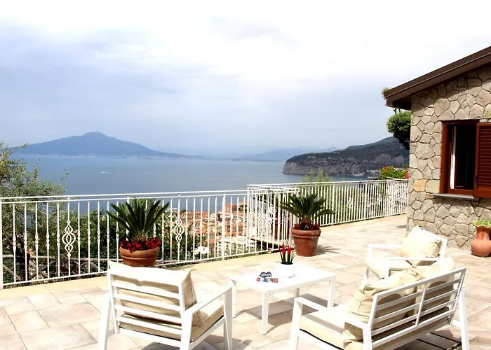 Mirasorrento Semesterbostad Sorrento