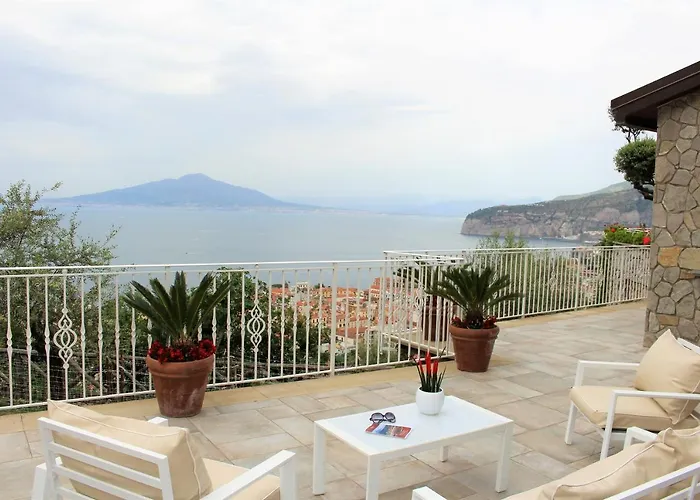 Mirasorrento Tatil Evi Sorrento